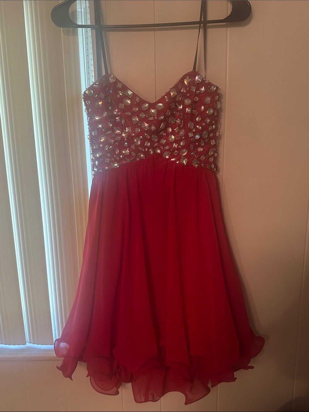 B. Smart Red Beaded Chiffon A-Line Dress